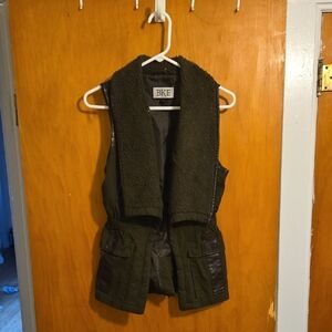 BKE Vest